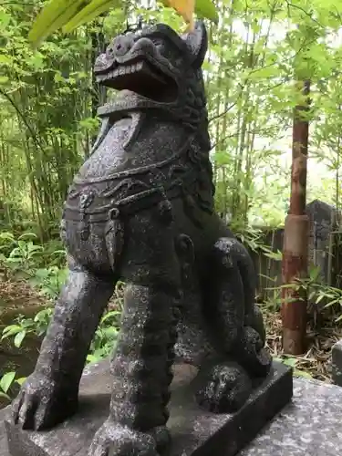 須賀神社の狛犬