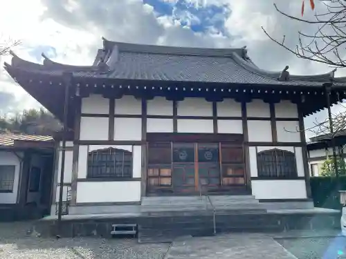 宝樹院新善光寺の{uncategorized: "未分類", other: "その他", undefined: "問題あり", building: "その他建物", grave: "お墓", sacred_gate: "鳥居", guardian: "狛犬", statue: "像", buddha: "仏像", history: "歴史", nature: "自然", garden: "庭園", animal: "動物", pagoda: "塔", temizu: "手水舎", mountain_gate: "山門・神門", sanctuary: "本殿・本堂", subordinate: "末社・摂社", art: "芸術", scenery: "景色", jizo: "地蔵", ema: "絵馬", goshuin: "御朱印", omikuji: "おみくじ", items: "授与品その他", amulet: "お守り", goshuincho: "御朱印帳", eats: "食事", festival: "お祭り", votive_dance: "神楽", shichigosan: "七五三参", wedding: "結婚式", experience: "体験その他", initially: "初詣", around: "周辺", anti_infection: "感染症対策"}