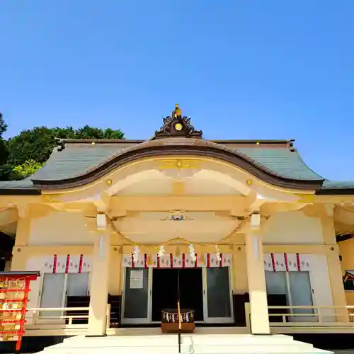 二川伏見稲荷の本殿・本堂