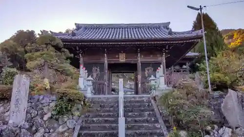 即清寺の山門