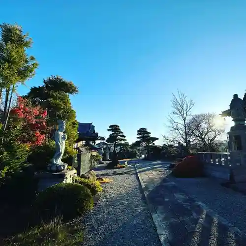 法源寺の庭園