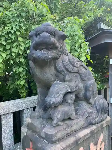 牛天神北野神社の狛犬