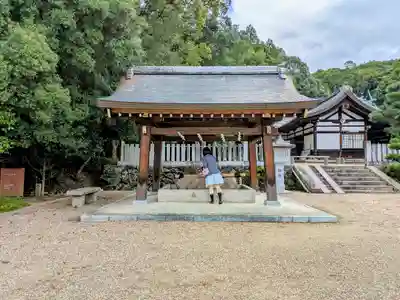 奈良縣護國神社の手水舎