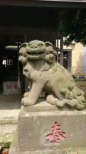 入日神社の狛犬