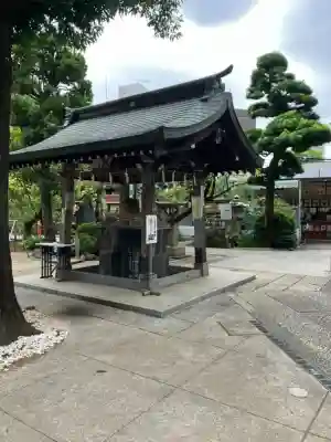 鳩森八幡神社の手水舎