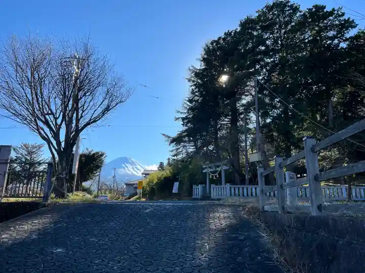 冨士御室浅間神社のその他建物