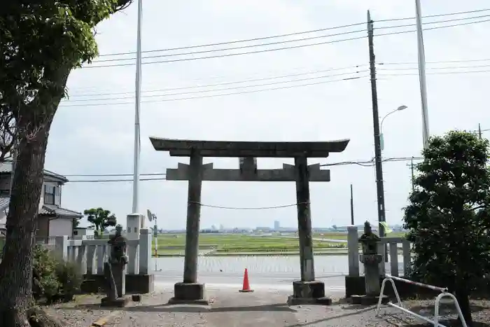 古尾谷八幡神社の鳥居