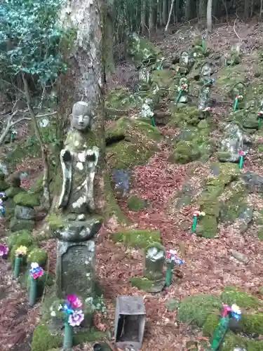 国玉神社の地蔵