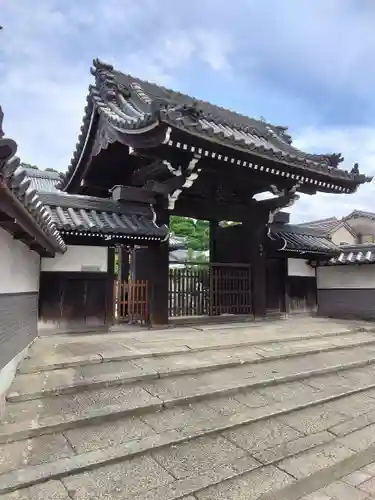 光明寺の山門・神門
