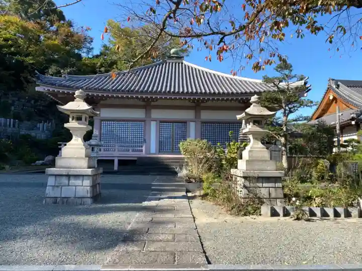 弘誓院の本殿・本堂