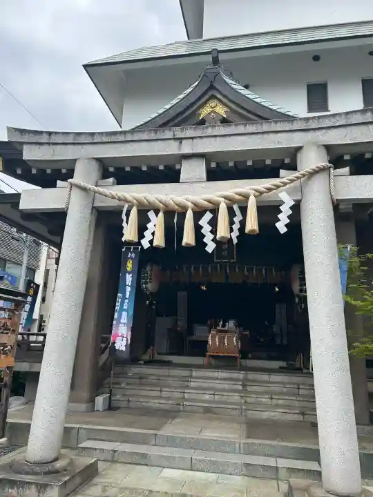 平田神社の{uncategorized: "未分類", other: "その他", undefined: "問題あり", building: "その他建物", grave: "お墓", sacred_gate: "鳥居", guardian: "狛犬", statue: "像", buddha: "仏像", history: "歴史", nature: "自然", garden: "庭園", animal: "動物", pagoda: "塔", temizu: "手水舎", mountain_gate: "山門・神門", sanctuary: "本殿・本堂", subordinate: "末社・摂社", art: "芸術", scenery: "景色", jizo: "地蔵", ema: "絵馬", goshuin: "御朱印", omikuji: "おみくじ", items: "授与品その他", amulet: "お守り", goshuincho: "御朱印帳", eats: "食事", festival: "お祭り", votive_dance: "神楽", shichigosan: "七五三参", wedding: "結婚式", experience: "体験その他", initially: "初詣", around: "周辺", anti_infection: "感染症対策"}