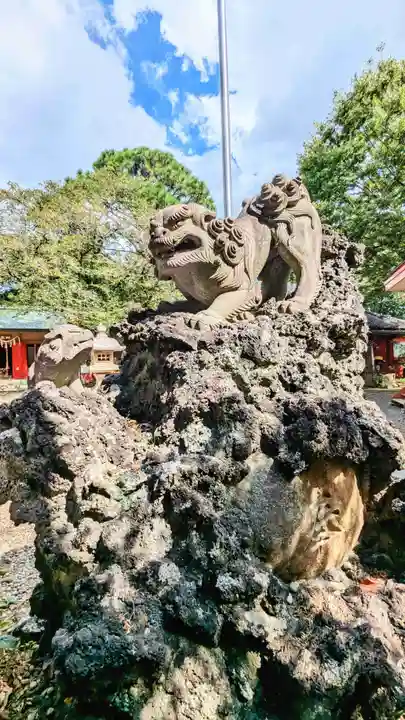 前原御嶽神社の狛犬