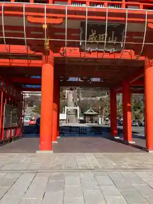 成田山名古屋別院大聖寺(犬山成田山)の山門・神門