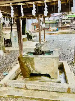 椋神社の{uncategorized: "未分類", other: "その他", undefined: "問題あり", building: "その他建物", grave: "お墓", sacred_gate: "鳥居", guardian: "狛犬", statue: "像", buddha: "仏像", history: "歴史", nature: "自然", garden: "庭園", animal: "動物", pagoda: "塔", temizu: "手水舎", mountain_gate: "山門・神門", sanctuary: "本殿・本堂", subordinate: "末社・摂社", art: "芸術", scenery: "景色", jizo: "地蔵", ema: "絵馬", goshuin: "御朱印", omikuji: "おみくじ", items: "授与品その他", amulet: "お守り", goshuincho: "御朱印帳", eats: "食事", festival: "お祭り", votive_dance: "神楽", shichigosan: "七五三参", wedding: "結婚式", experience: "体験その他", initially: "初詣", around: "周辺", anti_infection: "感染症対策"}