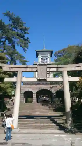 尾山神社の{uncategorized: "未分類", other: "その他", undefined: "問題あり", building: "その他建物", grave: "お墓", sacred_gate: "鳥居", guardian: "狛犬", statue: "像", buddha: "仏像", history: "歴史", nature: "自然", garden: "庭園", animal: "動物", pagoda: "塔", temizu: "手水舎", mountain_gate: "山門・神門", sanctuary: "本殿・本堂", subordinate: "末社・摂社", art: "芸術", scenery: "景色", jizo: "地蔵", ema: "絵馬", goshuin: "御朱印", omikuji: "おみくじ", items: "授与品その他", amulet: "お守り", goshuincho: "御朱印帳", eats: "食事", festival: "お祭り", votive_dance: "神楽", shichigosan: "七五三参", wedding: "結婚式", experience: "体験その他", initially: "初詣", around: "周辺", anti_infection: "感染症対策"}
