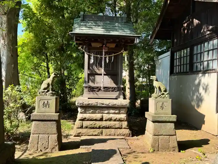 豊玉氷川神社の{uncategorized: "未分類", other: "その他", undefined: "問題あり", building: "その他建物", grave: "お墓", sacred_gate: "鳥居", guardian: "狛犬", statue: "像", buddha: "仏像", history: "歴史", nature: "自然", garden: "庭園", animal: "動物", pagoda: "塔", temizu: "手水舎", mountain_gate: "山門・神門", sanctuary: "本殿・本堂", subordinate: "末社・摂社", art: "芸術", scenery: "景色", jizo: "地蔵", ema: "絵馬", goshuin: "御朱印", omikuji: "おみくじ", items: "授与品その他", amulet: "お守り", goshuincho: "御朱印帳", eats: "食事", festival: "お祭り", votive_dance: "神楽", shichigosan: "七五三参", wedding: "結婚式", experience: "体験その他", initially: "初詣", around: "周辺", anti_infection: "感染症対策"}