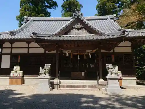 加富神社の本殿・本堂