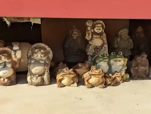 粟嶋堂宗徳寺の像