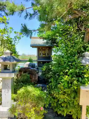 八幡社(芝井)の末社・摂社