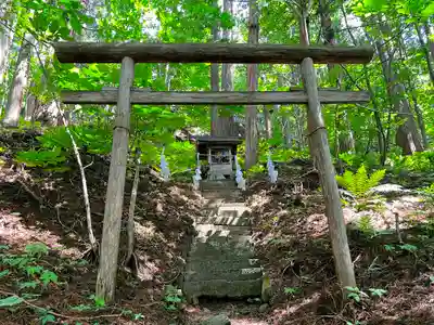 戸隠神社宝光社の末社・摂社