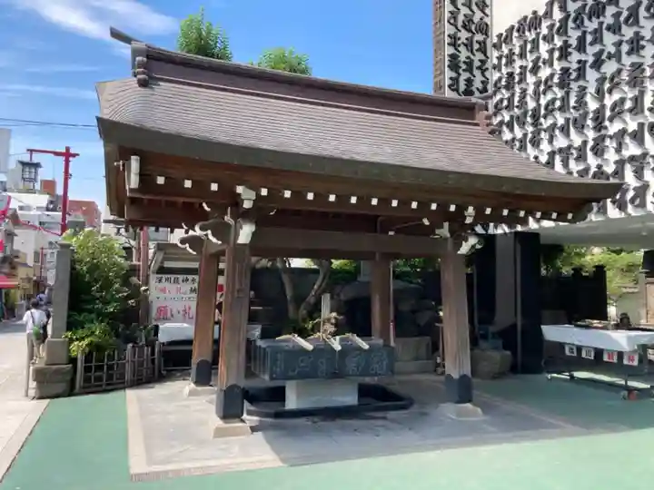 成田山深川不動堂(新勝寺東京別院)の手水舎