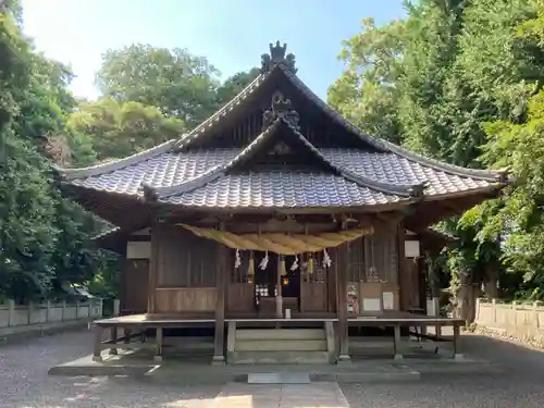 綾延神社の本殿