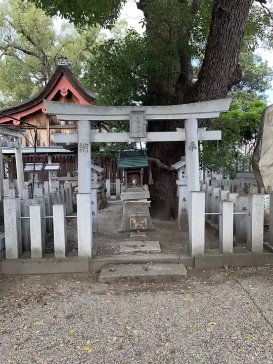 布忍神社の末社・摂社