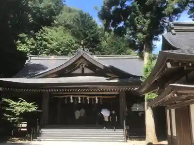 諏訪大社の本殿・本堂