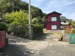 荒磯魚見根神社の建物その他