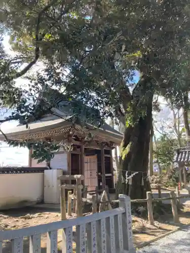 小宅神社の山門・神門