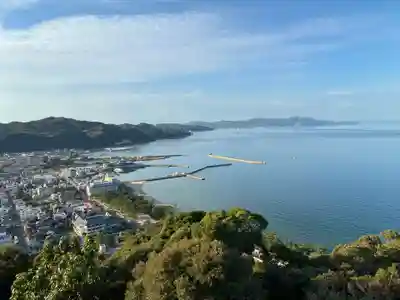 芝右衛門狸の祠(兵庫県)