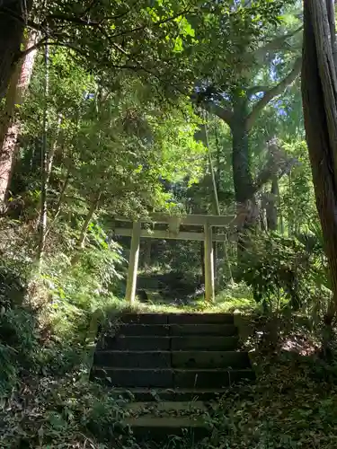 八幡神社の鳥居