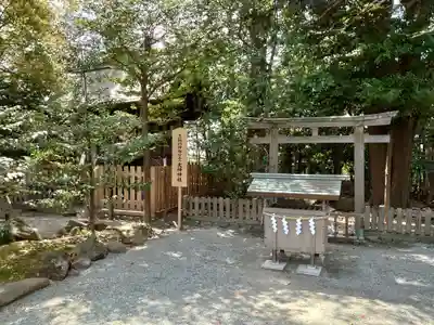 伊勢山皇大神宮の末社・摂社