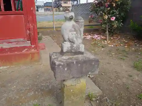 稲荷神社の狛犬