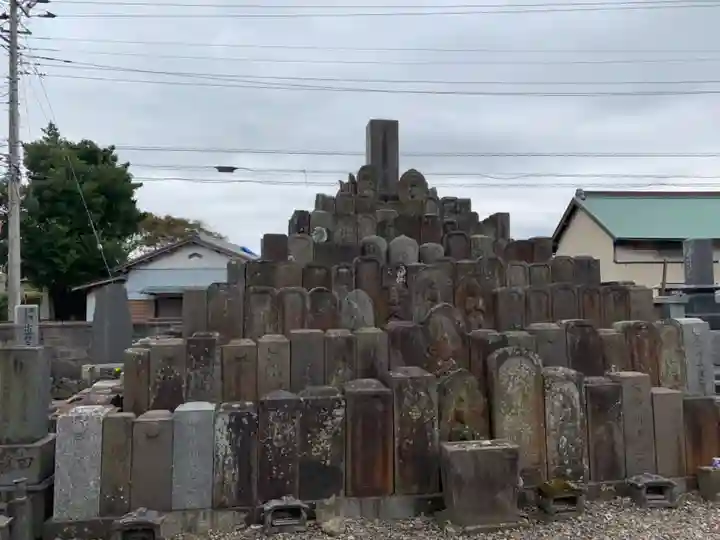 満蔵寺薬師堂のその他建物