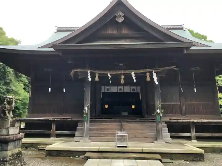 府八幡宮の本殿・本堂