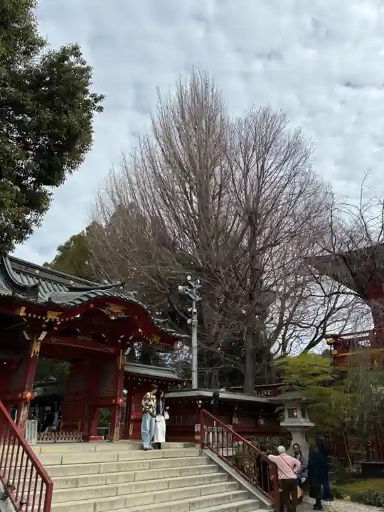 秩父神社の山門・神門
