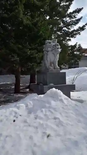 月寒神社の狛犬