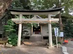 前鳥神社の末社