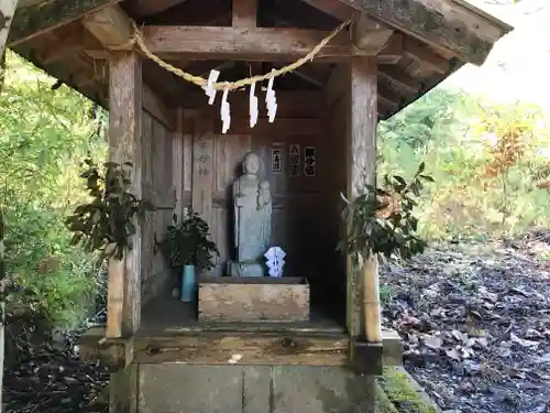 日枝神社の像