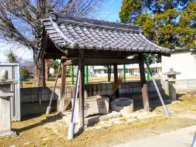 八幡社の手水舎