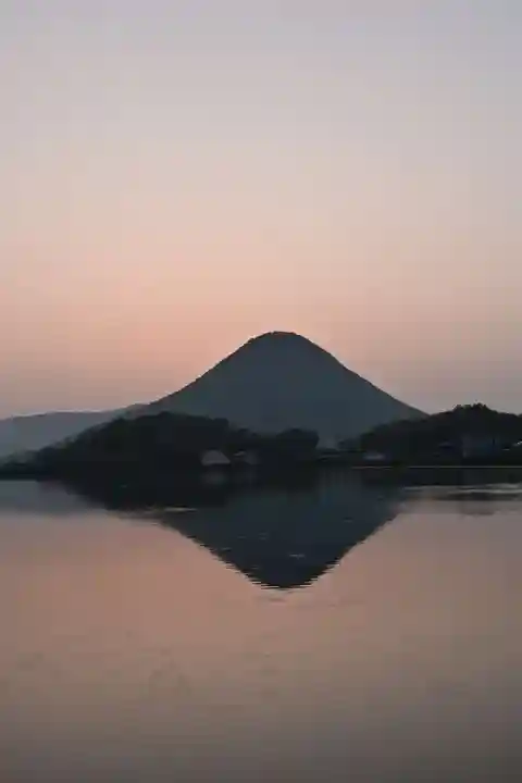 拾貮社神社(香川県)