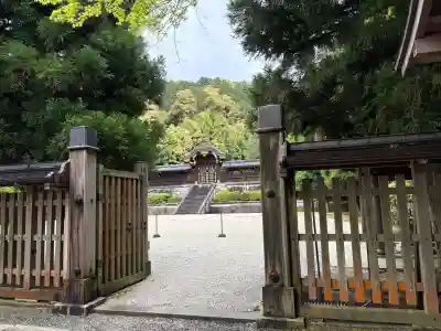 御寺 泉涌寺の{uncategorized: "未分類", other: "その他", undefined: "問題あり", building: "その他建物", grave: "お墓", sacred_gate: "鳥居", guardian: "狛犬", statue: "像", buddha: "仏像", history: "歴史", nature: "自然", garden: "庭園", animal: "動物", pagoda: "塔", temizu: "手水舎", mountain_gate: "山門・神門", sanctuary: "本殿・本堂", subordinate: "末社・摂社", art: "芸術", scenery: "景色", jizo: "地蔵", ema: "絵馬", goshuin: "御朱印", omikuji: "おみくじ", items: "授与品その他", amulet: "お守り", goshuincho: "御朱印帳", eats: "食事", festival: "お祭り", votive_dance: "神楽", shichigosan: "七五三参", wedding: "結婚式", experience: "体験その他", initially: "初詣", around: "周辺", anti_infection: "感染症対策"}