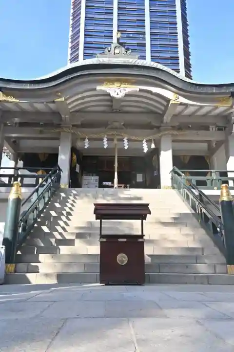 難波神社の{uncategorized: "未分類", other: "その他", undefined: "問題あり", building: "その他建物", grave: "お墓", sacred_gate: "鳥居", guardian: "狛犬", statue: "像", buddha: "仏像", history: "歴史", nature: "自然", garden: "庭園", animal: "動物", pagoda: "塔", temizu: "手水舎", mountain_gate: "山門・神門", sanctuary: "本殿・本堂", subordinate: "末社・摂社", art: "芸術", scenery: "景色", jizo: "地蔵", ema: "絵馬", goshuin: "御朱印", omikuji: "おみくじ", items: "授与品その他", amulet: "お守り", goshuincho: "御朱印帳", eats: "食事", festival: "お祭り", votive_dance: "神楽", shichigosan: "七五三参", wedding: "結婚式", experience: "体験その他", initially: "初詣", around: "周辺", anti_infection: "感染症対策"}