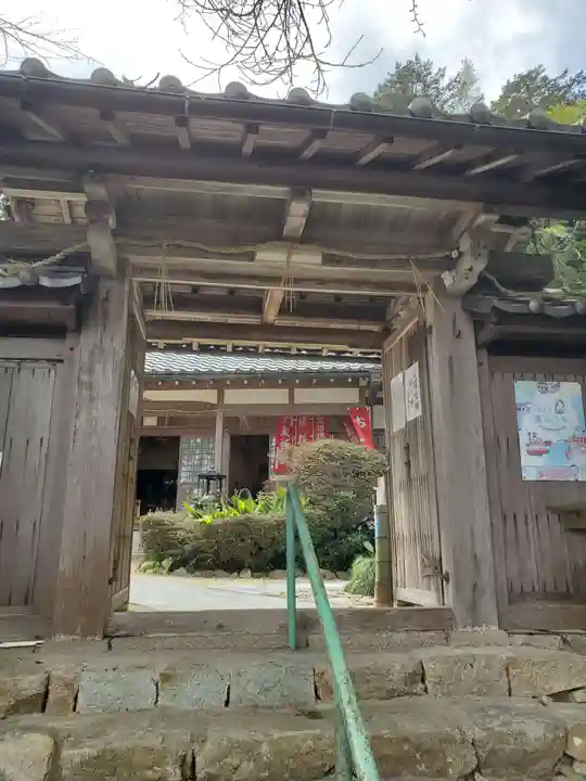 牟禮山観音禅寺の山門・神門
