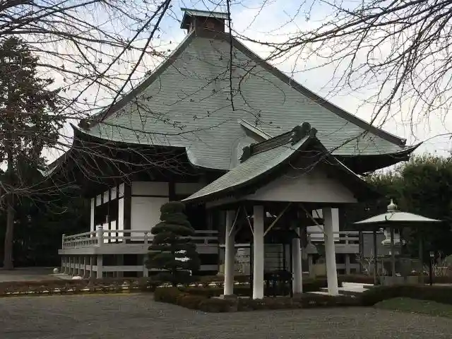 星谷寺の本殿・本堂