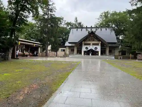 帯廣神社の本殿