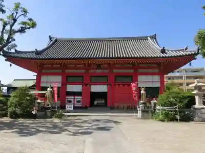 愛染堂勝鬘院の山門・神門
