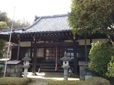 東林寺の本殿・本堂