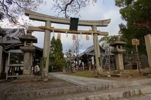 新熊野神社の鳥居